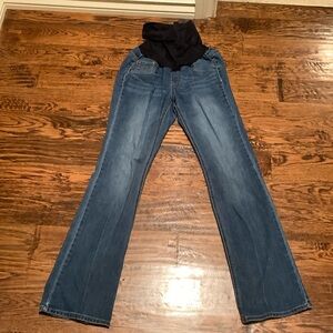 Jessica simpson medium blue bootcut maternity jeans. EUC